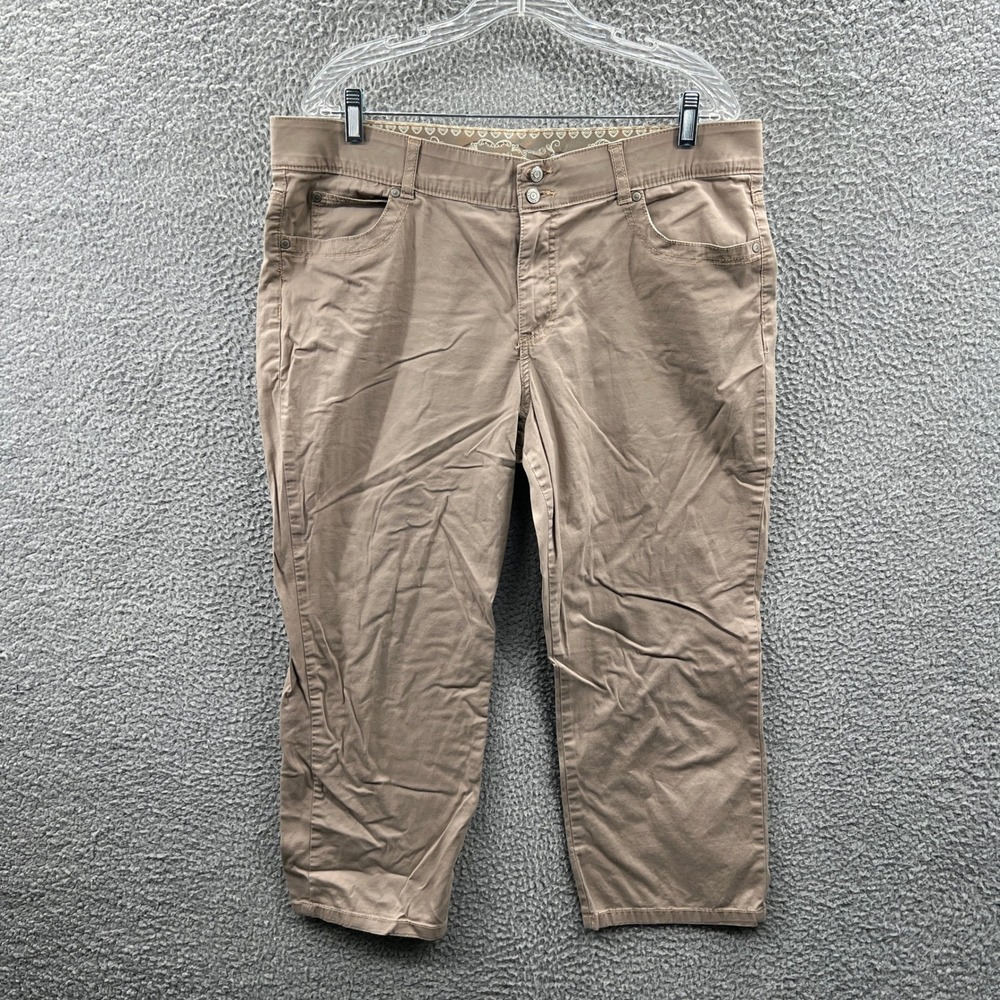 Womens Capri Pants 16 Cropped Relaxed Pocketed Casual Minimalist Modern Classic